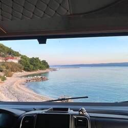 ..wir lieben es wenn sich unsere große Frontscheibe lohnt, wenn wir drinnen sind 🚐❣️