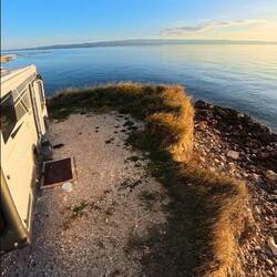 ..es ist wieder einmal nur ein Parkplatz, aber für uns mit besonders schönen Erinnerungen verbunden