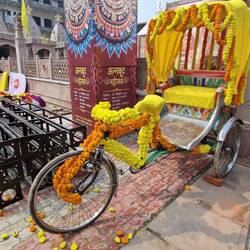 A floral dressed rickshaw