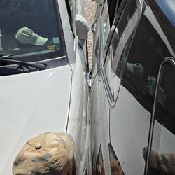 Massive scraches, but both cars just continued their way