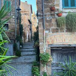 Capranica sidestreet