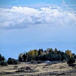 Unser Wohnmobil steht da unten