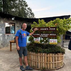 Nobody needs to know we hiked the mini Adam's Peak, do they? 🤣