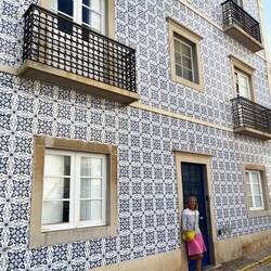 Fled houses everywhere! I find them very beautiful