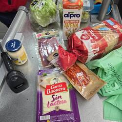 Breakfast and lunch tmw