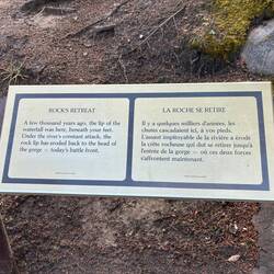 Der Rückzug des Felsens.