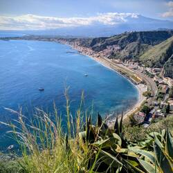 Bucht von Naxos mit Etna