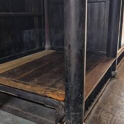 Wasserstandmarke. Hochwasser