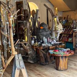 Typical alternative Ubud shop: crystals, incense, organic soap, yoga clothing