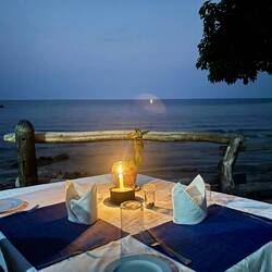 Dinner with a view...👀