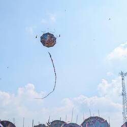 Einer der 6m Drachen in der Luft