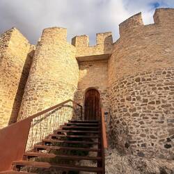 L'entrée du château de Sax