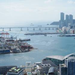Ausblick vom Busam Tower / View from Busan Tower