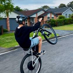 He'll Save on Front Tyres