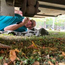 Äs tschäderet öpis