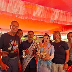 Don't know who was more overwhelmed.. us or the bride and groom