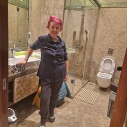 Business lounge shower!