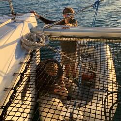 Der Bugspriet wird wieder befestigt