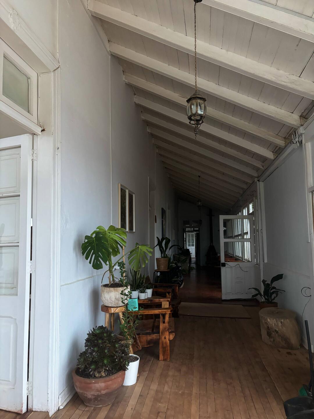 Am Anfang noch aufgeräumt (Der Flur ist bereit fertiggestellt)