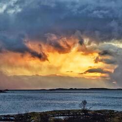 14.30, 10 min vor Sonnenuntergang