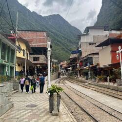 Machu Picchu Pueblo im Tal