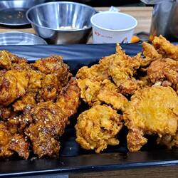 Lunch. So really: how do these people stay so small/slim???