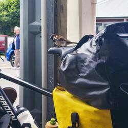 Lieber den Spatz auf dem Rad...