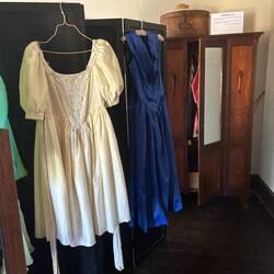 Hier hätte man sogar sich umziehen und fotografieren dürfen