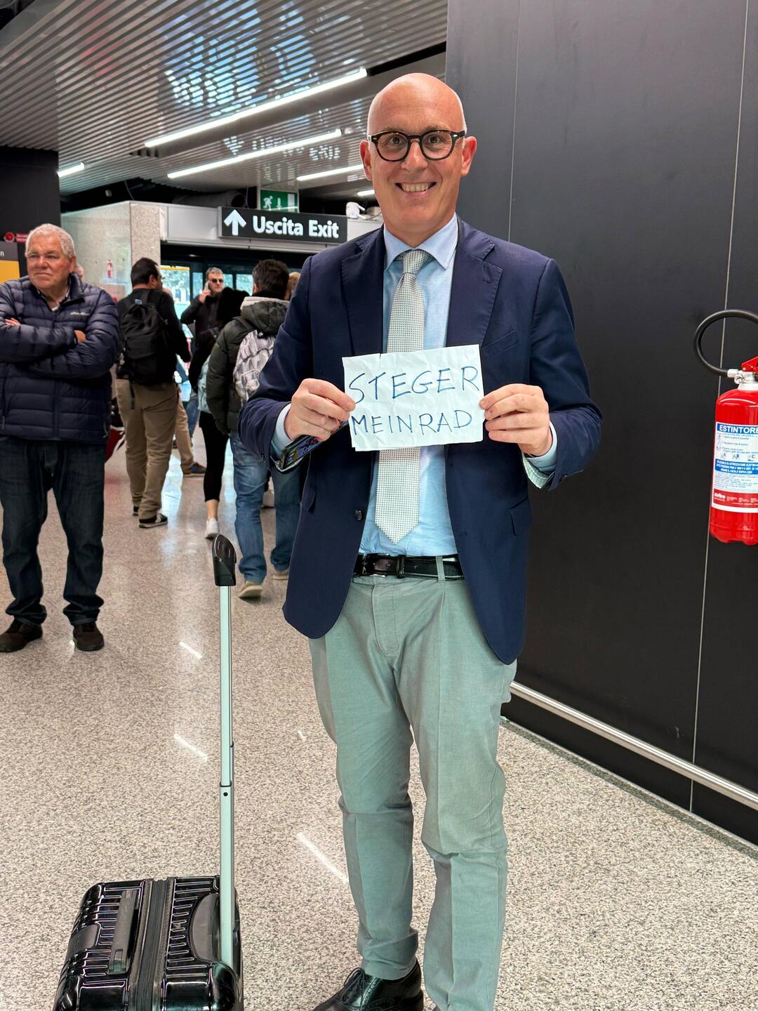 Marco, mein italienischer "Freund" und Chauffeur mit dem wunderbar individuellen Teutonen-Willkommen