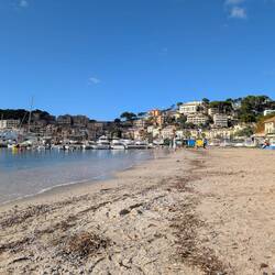 Port und Strand von Soller