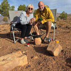 Breackfast in the middle of nowhere to cool blues music😁