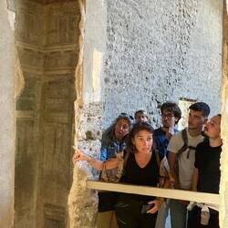 Dans la villa des mystères, focus sur un mur au couleur verte bien conservées