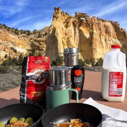 Frühstücken am Grosvenor Arch (Ps: Mit vietnamesischem Kaffee 😉)