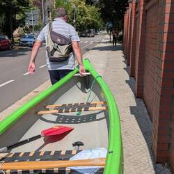 Umtragung Neumühle über den Robert-Franz-Ring (da zieht man die Blicke auf sich :-)