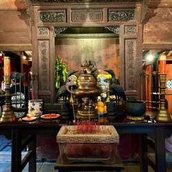 Bei der berühmten japanischen Brücke