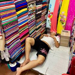 Uiii! Da ist aber einer müde