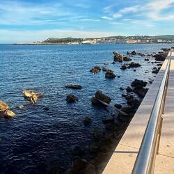 Le port de l'Escala et la Cala Montgó au fond à gauche 😍