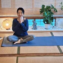 Einzel-Yogastunde am Morgen in Hakone-Yumoto