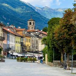 Looking toward Piazza King Victor Emmanuel III from the promenade — Cannobio, Italy.