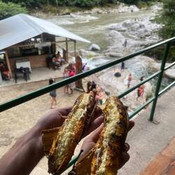 Maduro con queso, Kochbanane mit geschmolzenem Käse