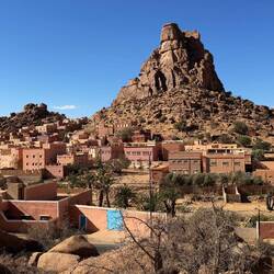 Der Chapeau de Napoléon genannte Granitfelsen