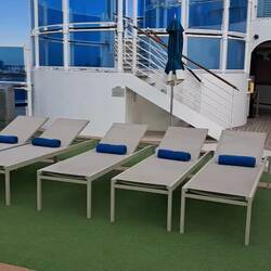 Transit days provide a rare opportunity to clearly see one of the pool areas.