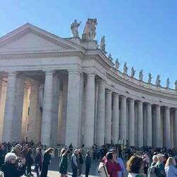 Grußwort an die Gläubigen in alle Länder der römisch katholischen Welt.