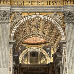 ...und überall schimmert es golden...