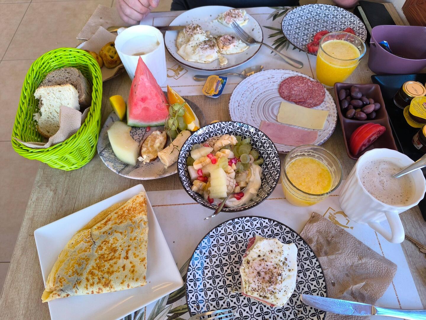 Frühstück im Minos Boutique Hotel