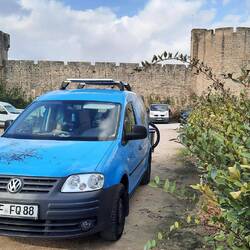 Parkplatz vor der Stadtmauer