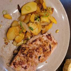 ein Pflälzer Saumagen. Klingt schlimmer, als man denkt. Schmeckt fast wie Leberkäse...