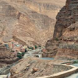 ... bis zu dem kleinen Ort