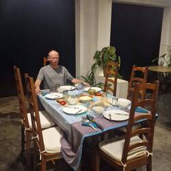 Der Hausgeist wartet auf das Abendmahl