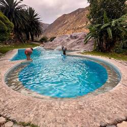 Schnell noch in den Pool! 💦 Yippieh!